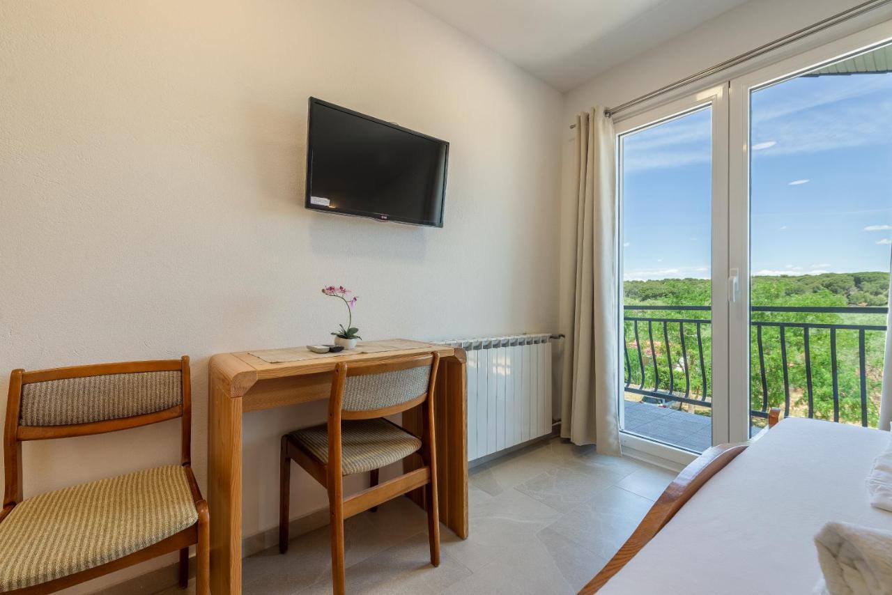 Bed & Breakfast Maki Biograd Na Moru Bagian luar foto