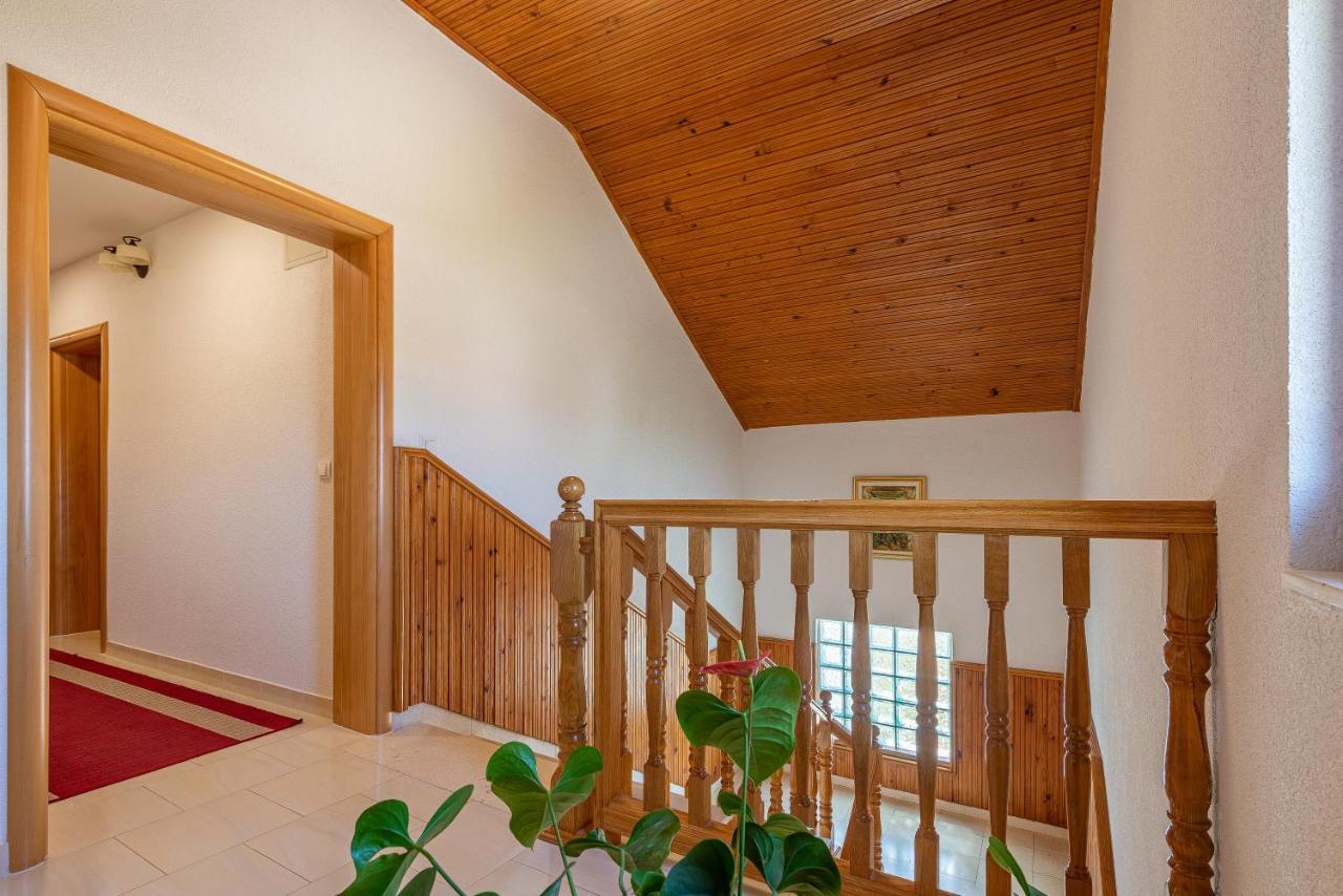 Bed & Breakfast Maki Biograd Na Moru Bagian luar foto