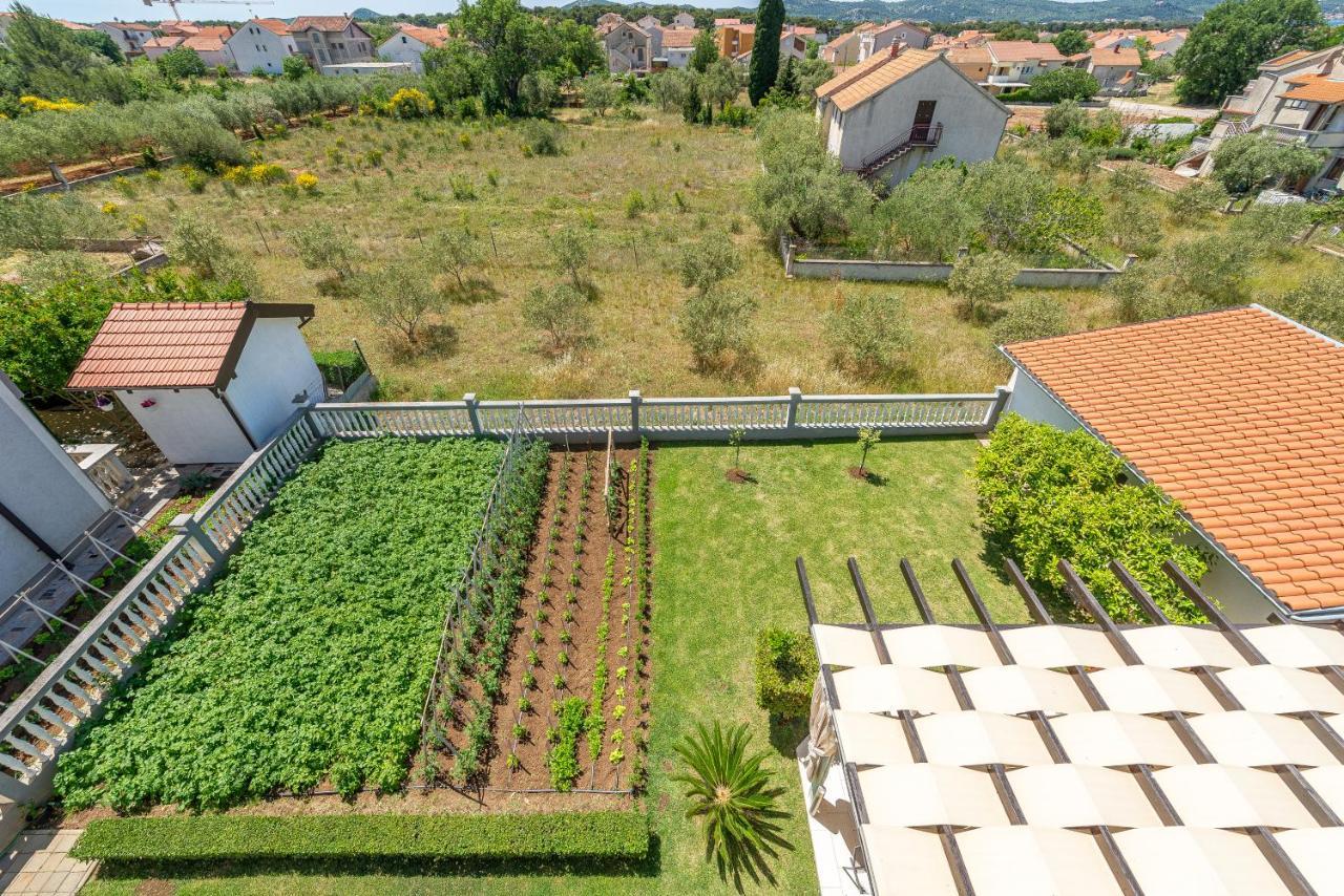 Bed & Breakfast Maki Biograd Na Moru Bagian luar foto