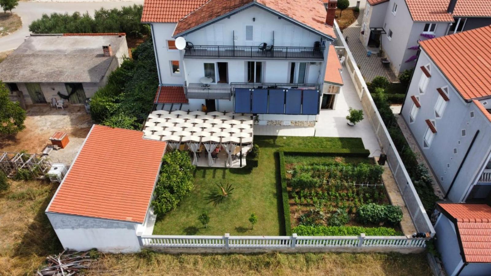 Bed & Breakfast Maki Biograd Na Moru Bagian luar foto