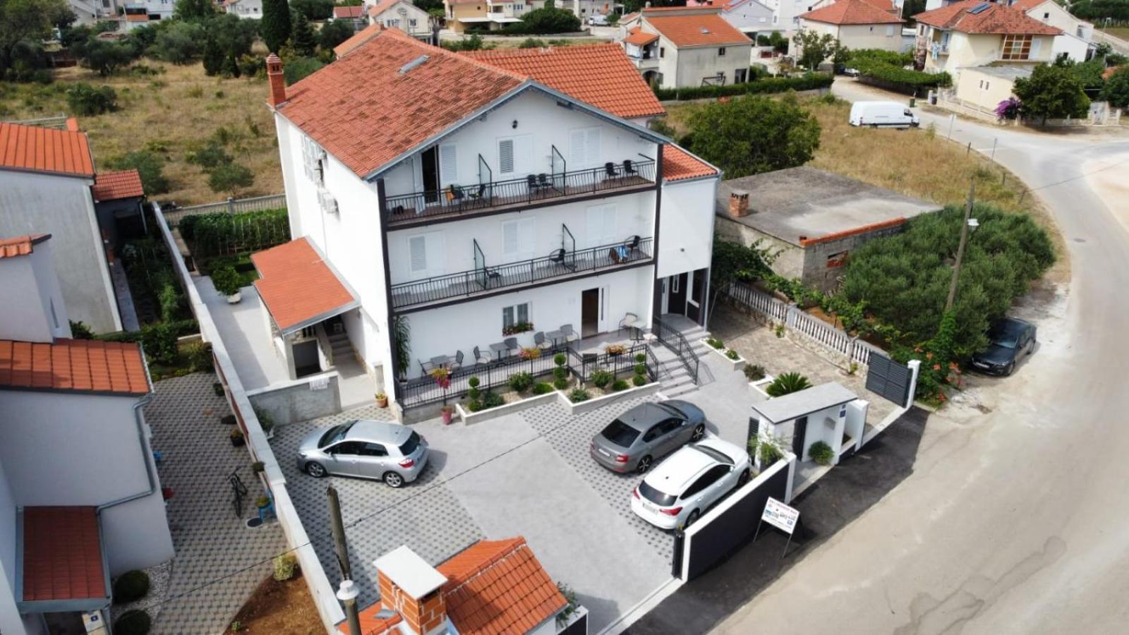 Bed & Breakfast Maki Biograd Na Moru Bagian luar foto